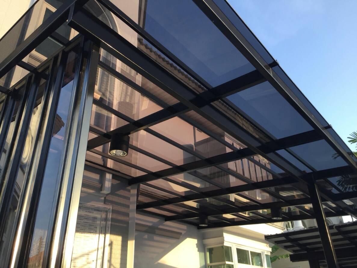 หลังคาโปร่งแสงหน้าบ้าน ชินโคไลท์