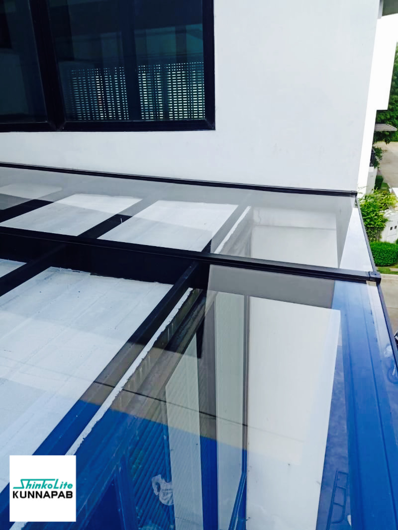 หลังคาใสไม่กันความร้อน