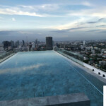 ระเบียงกระจก ราวกันตกสแตนเลส ราคาต่อเมตร